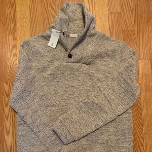 NWT/ Mens sweater